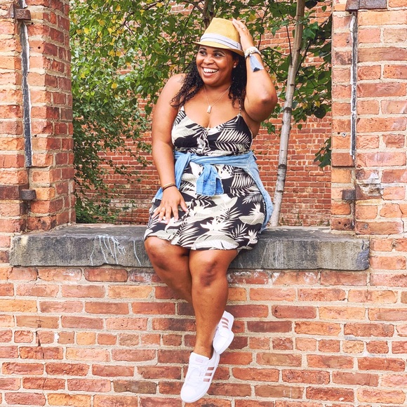 Meet your Seller, Kim! - Picture 3 of 8